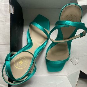 Teal green satin 3 inch strappy ankle square toe heel 5.5 NIB